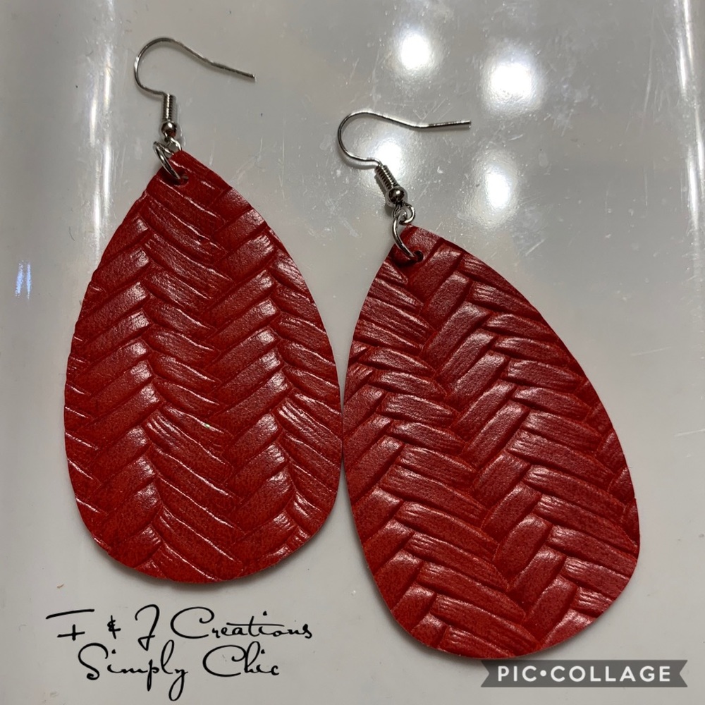 Teardrop ✨Red✨ Textured Leather Earrings
